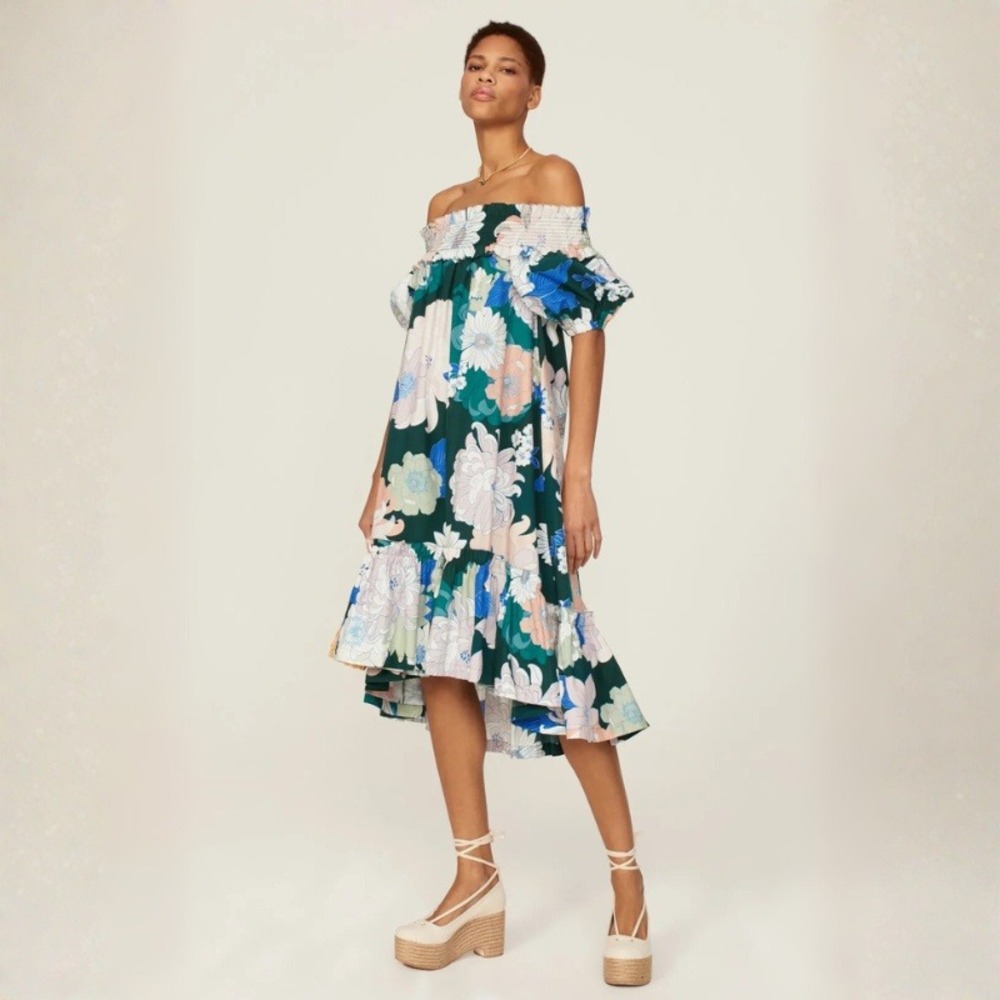 Cara Cara Zinnia Dress Green Retro Dahlia NWOT Size M Floral Off‎ Shoulder Midi